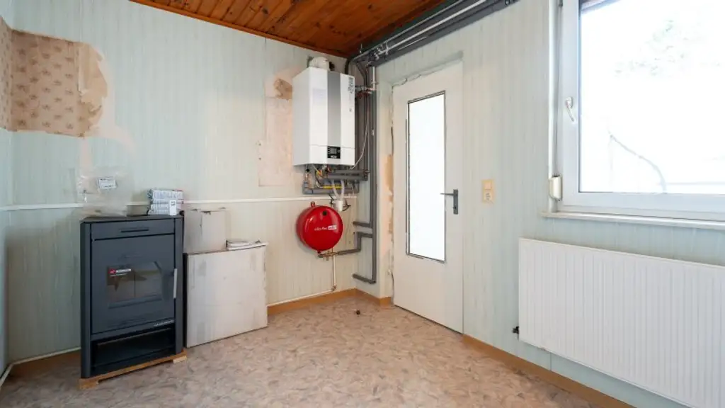 Renoviertes Haus in Loidesthal! Ein Hingucker! Großes Grundstück!
