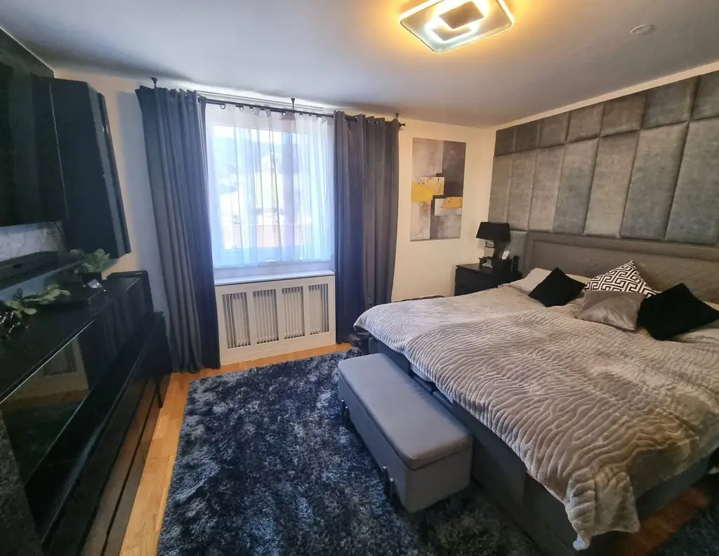 DACHGESCHOSSMAISONETTE mit 2 Terrassen in absoluter Aussichts- und Zentrumslage von St. Johann im Pongau