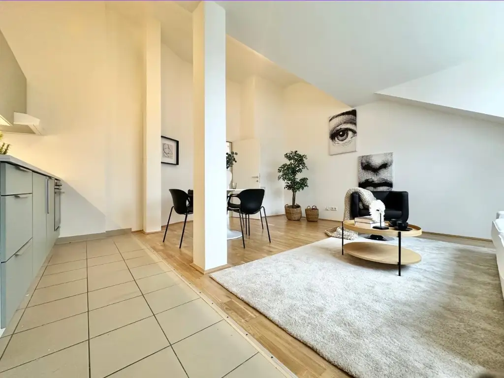 Einziehen, Aufatmen, Ankommen - Ihre Dachgeschosswohnung mit Terrasse in bester Lage des 15. Bezirk