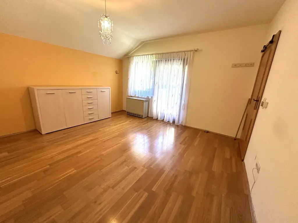 ***Familienfreundliches Eckreihenhaus in traumhafter, sonniger Ruhelage***