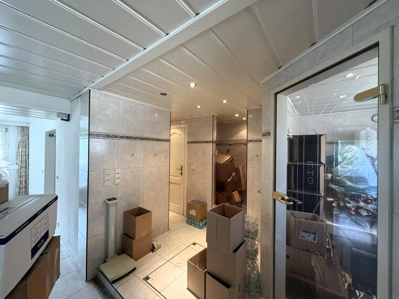 Haus/Villa mit lebenslangem Wohnrecht zu verkaufen // House/villa with lifetime right of residence for sale //