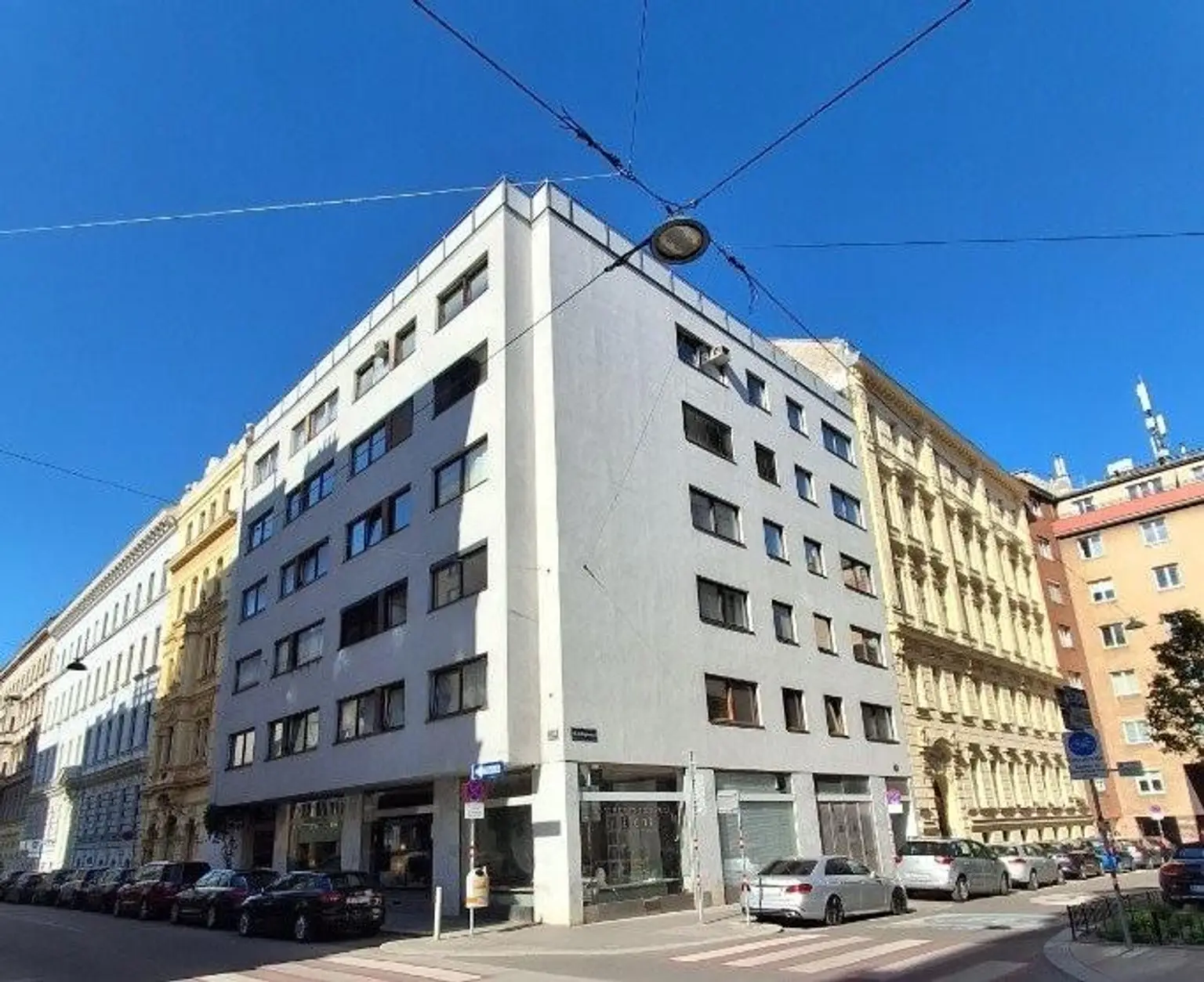 5 Wohnhaus 1080