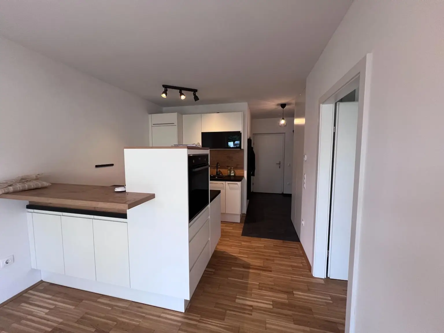 Moderne Single-Wohnung mit Gartenidylle in Graz