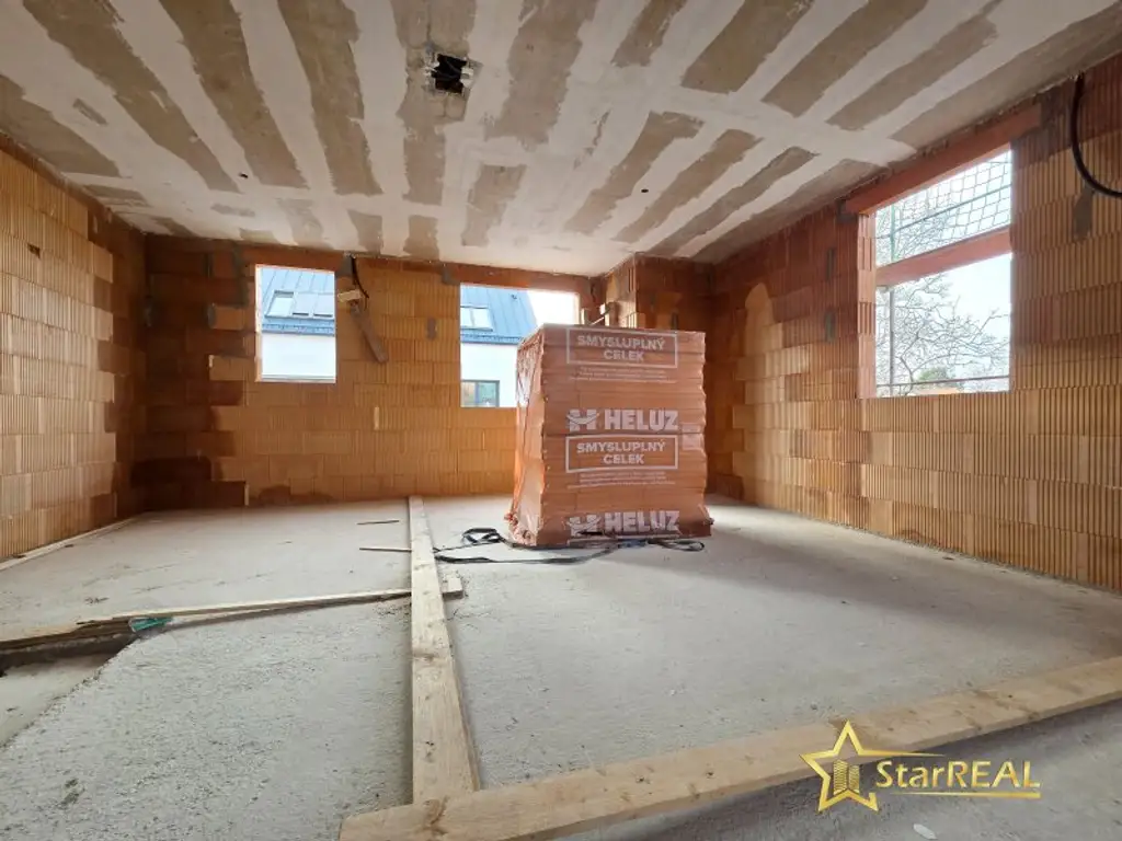 IN BAU! NÄHE GYM SIMONSGASSE. 5 ZIMMER-ZIEGELHAUS. KELLER. 90m² GARTEN. PHOTOVOLTAIK. TOP AUSSTATTUNG. PROVISIONSFREI für den Käufer.