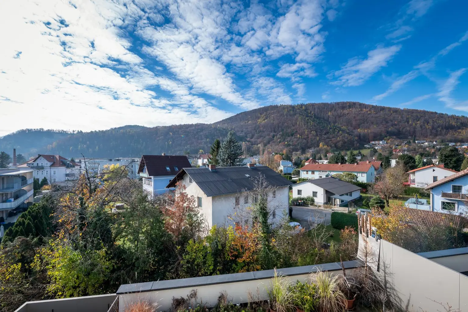 WOHNPARK-GÖSTING: Exklusiver Wohnkomfort im Grünen mit Fernblick