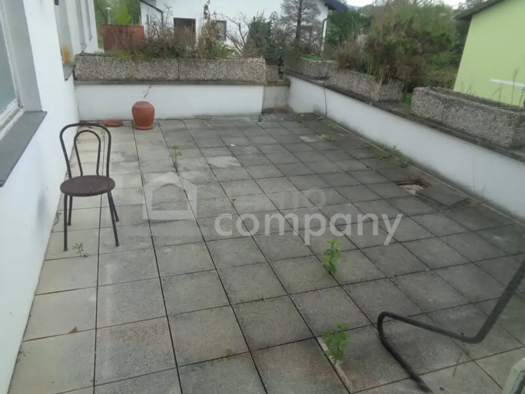 Neuer Preis!!! Interessantes Anlageobjekt für Firmensitz  oder ca. 18 Wohneinheiten! ...und weitere 1312m² Freifläche/ Baugrund für zB. Reihenhäuser um Euro 158.000!!!