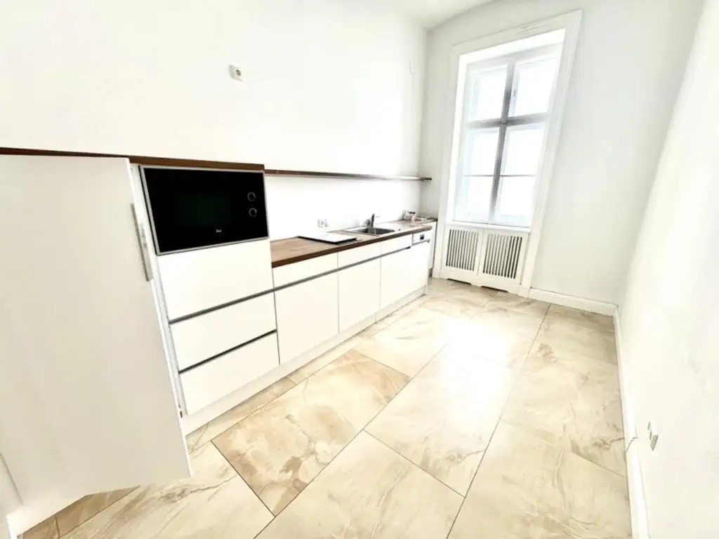 Stilvolles Altbau Büro beim Graben U-Bahnnähe, Aircon!