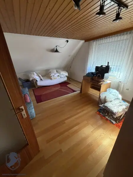 Einfamilienhaus mit ausgebautem Dachgeschoss, Vollkeller, Garage und sonnigem Garten in 3130 Herzogenburg / Oberndorf