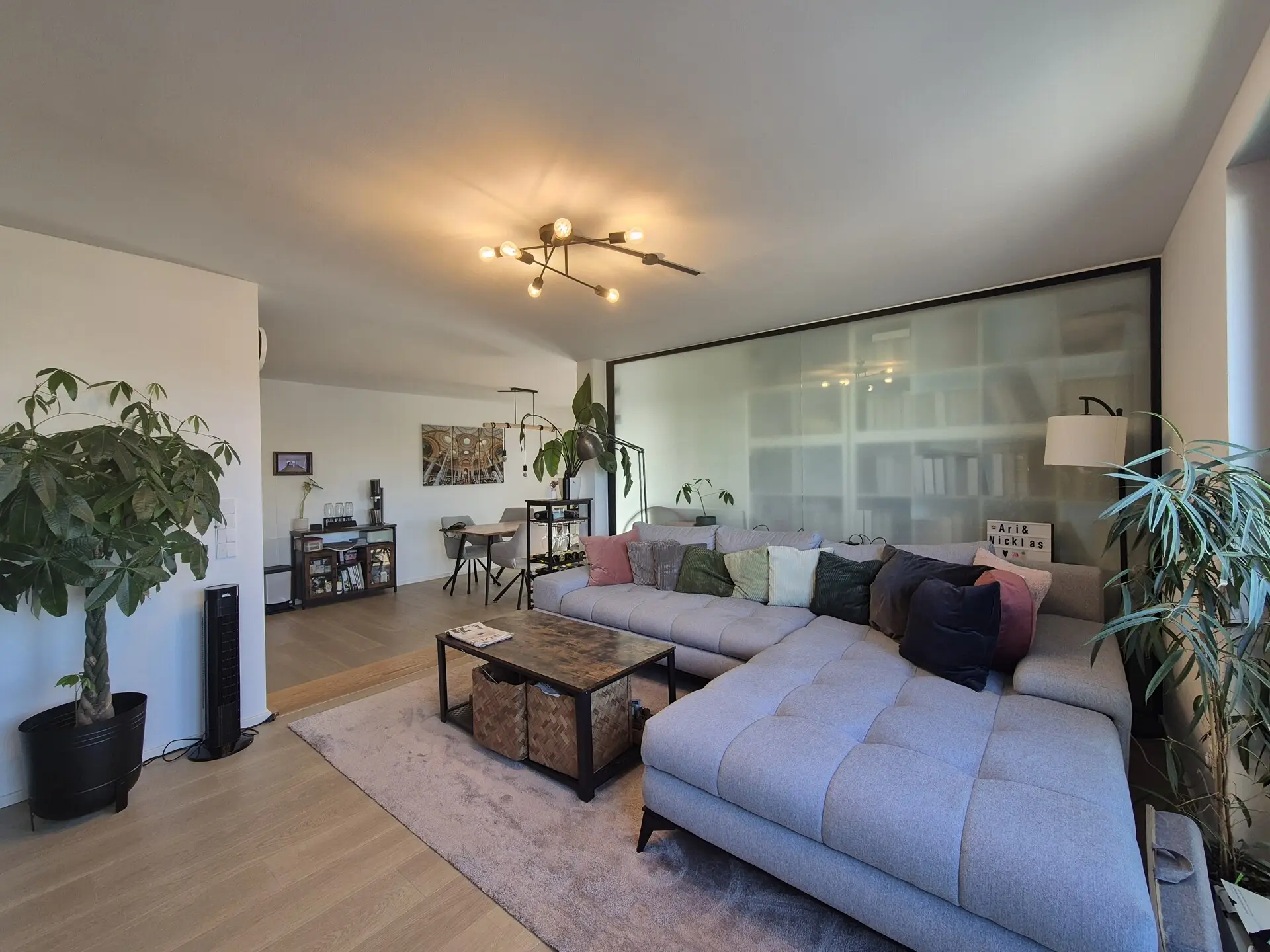 Wohnzimmer Ansicht 1