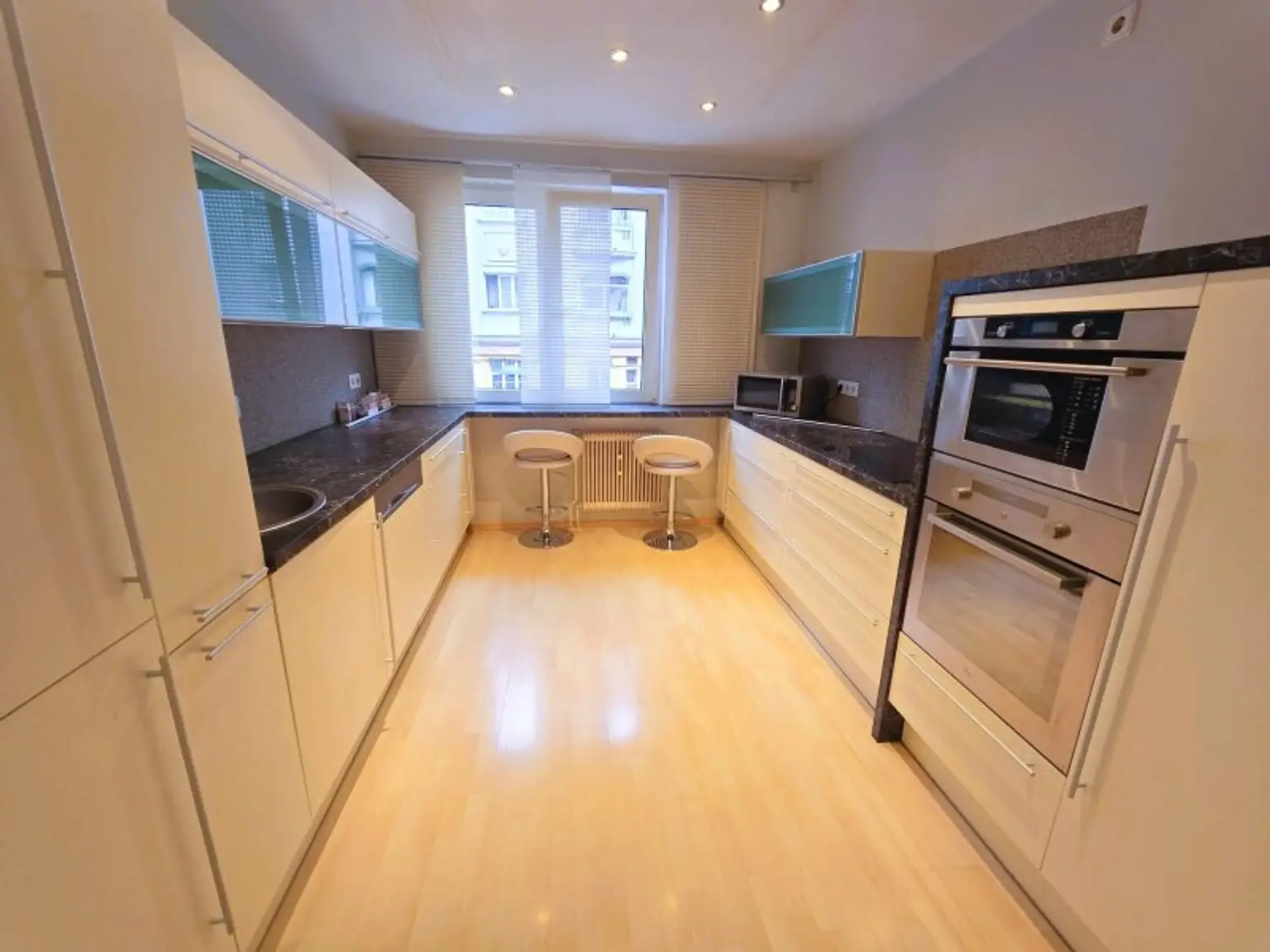 ++ TOP Ausstattung ++ 2 ZIMMER++ Extra moderne DAN-Einbauküche 10m² ++ 1100 HERZGASSE ++