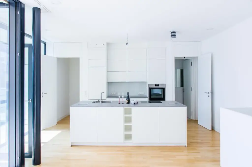 Elegante DG-Maisonette mit Terrasse und Blick in den Garten des Palais Schönburg