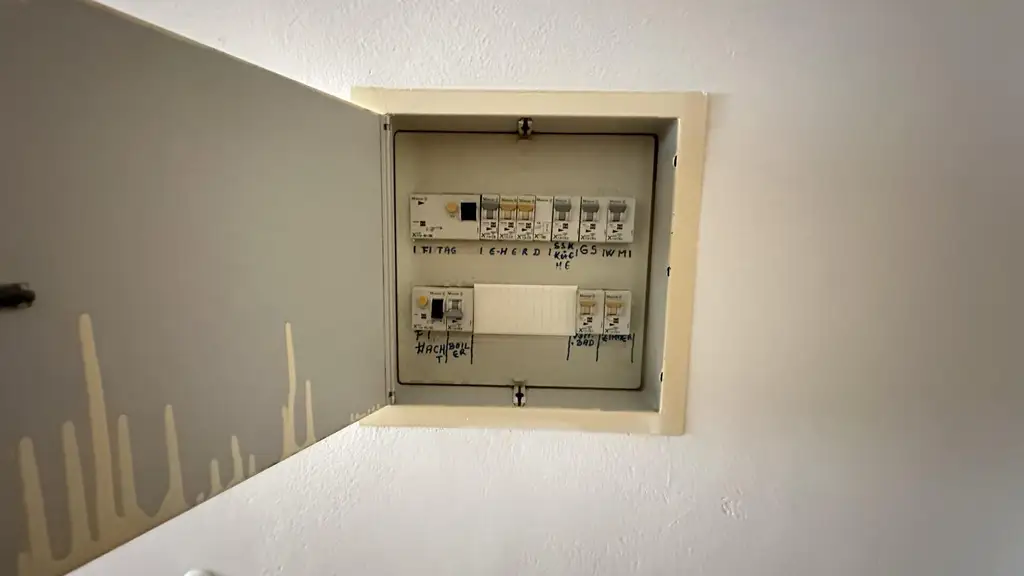 Eigentum in Graz-Eggenberg: 2-Zimmer Wohnung mit Küche & Innenhof-Parkplatz