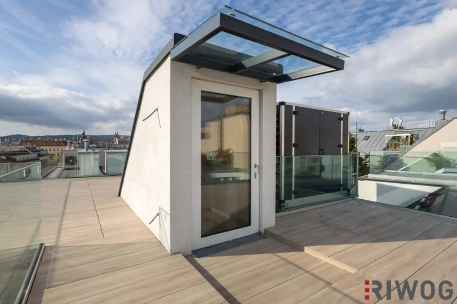 DACHGESCHOSSWOHNUNG II ERSTBEZUG MIT TERRASSE UND DACHTERRASSE II 4 ZIMMER II NÄHE OTTAKRINGER BRAUEREI II PROJEKT ABELEGASSE 20