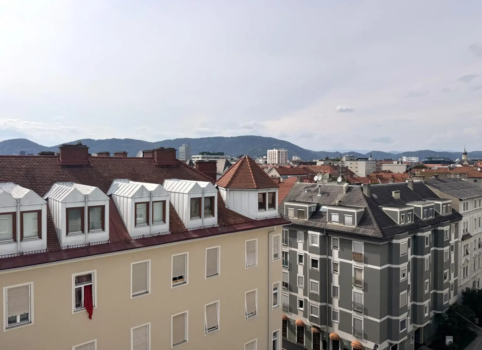 Licht, Luft & Weitblick – Ihr Zuhause hoch über Graz