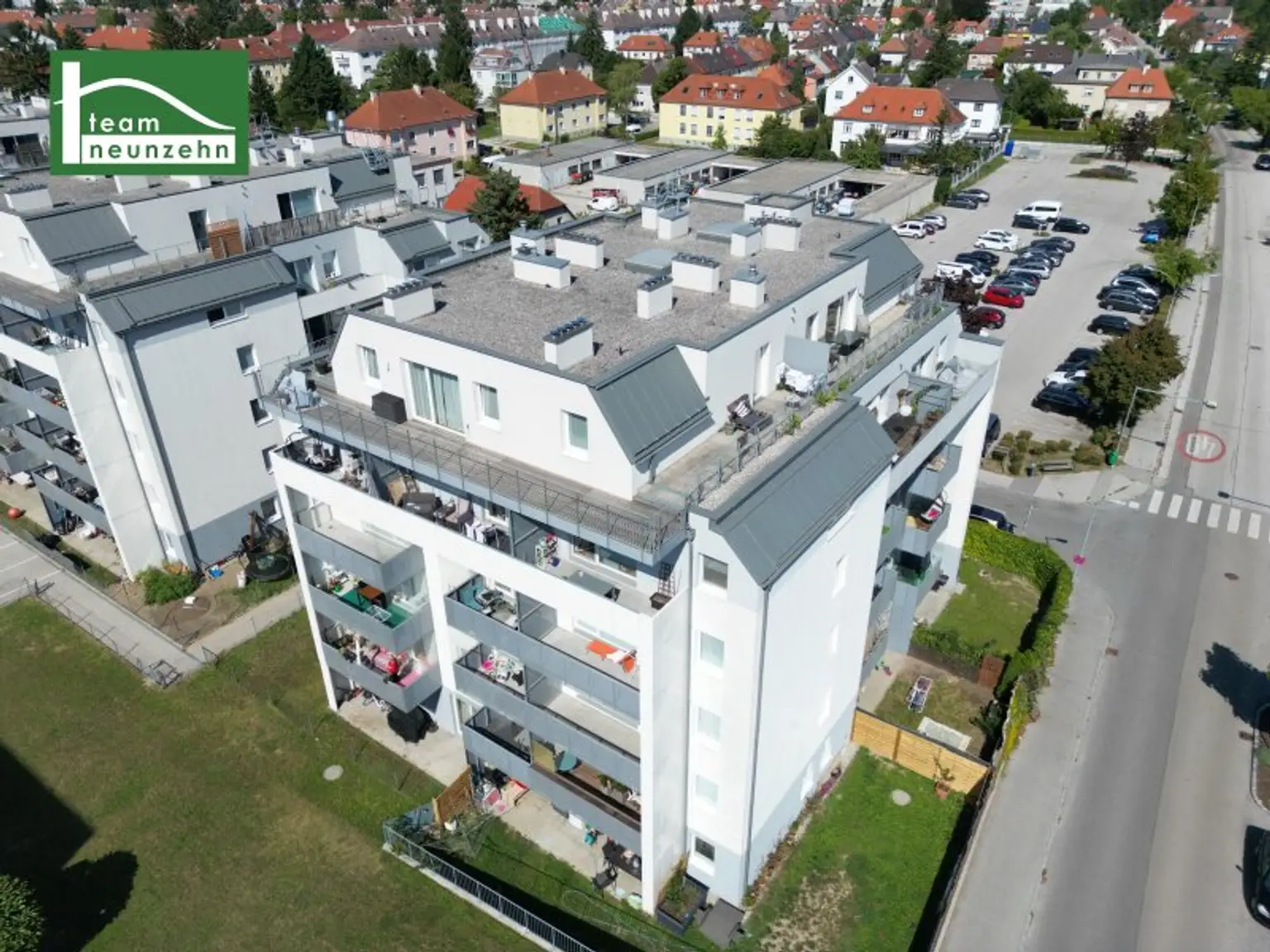 Freundlicher Wohngenuss mit vielen Extras - Tolle Lage und schöne Außenfläche - Nahe Sonnenpark