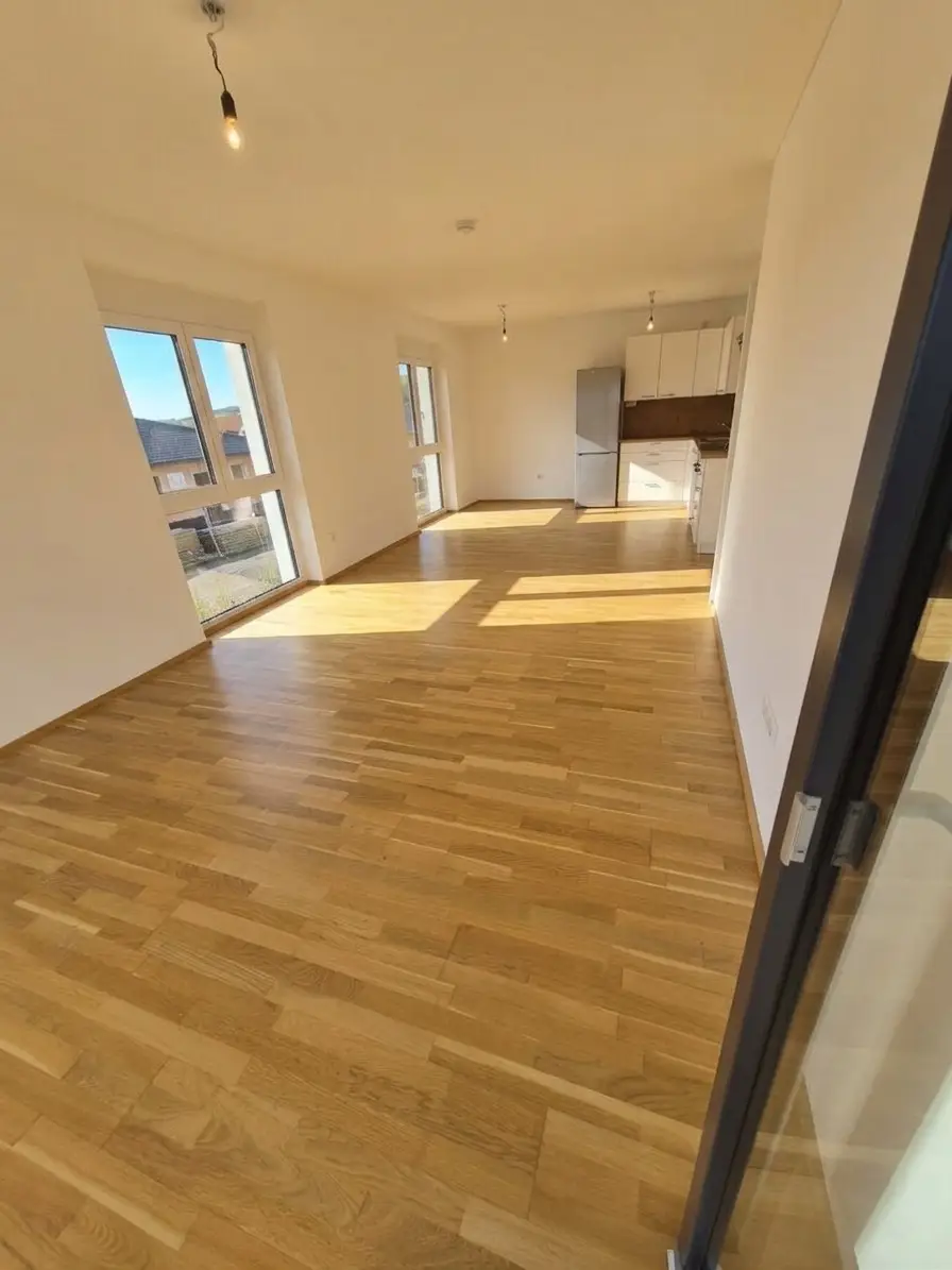 Neubau: Ca. 76 m² Wohnung mit Balkon