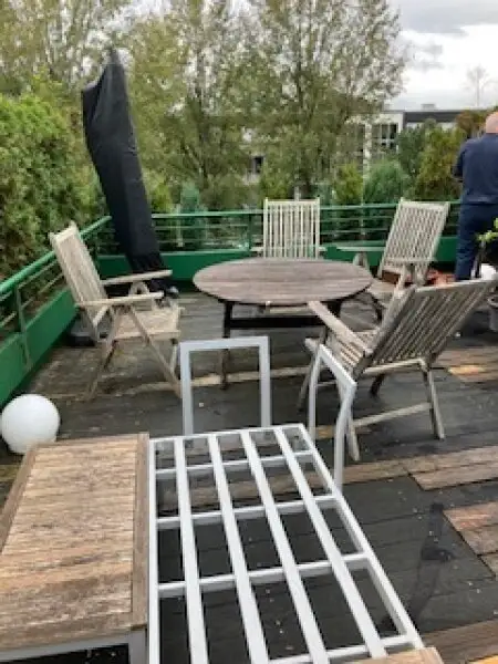 Schöne, sonnige Maisonette 3-Zimmer-Wohnung mit großer Dachterrasse sowie 2 Balkonen und 2 PKW-Abstellplätzen in Salzachnähe/Josefiau zu verkaufen