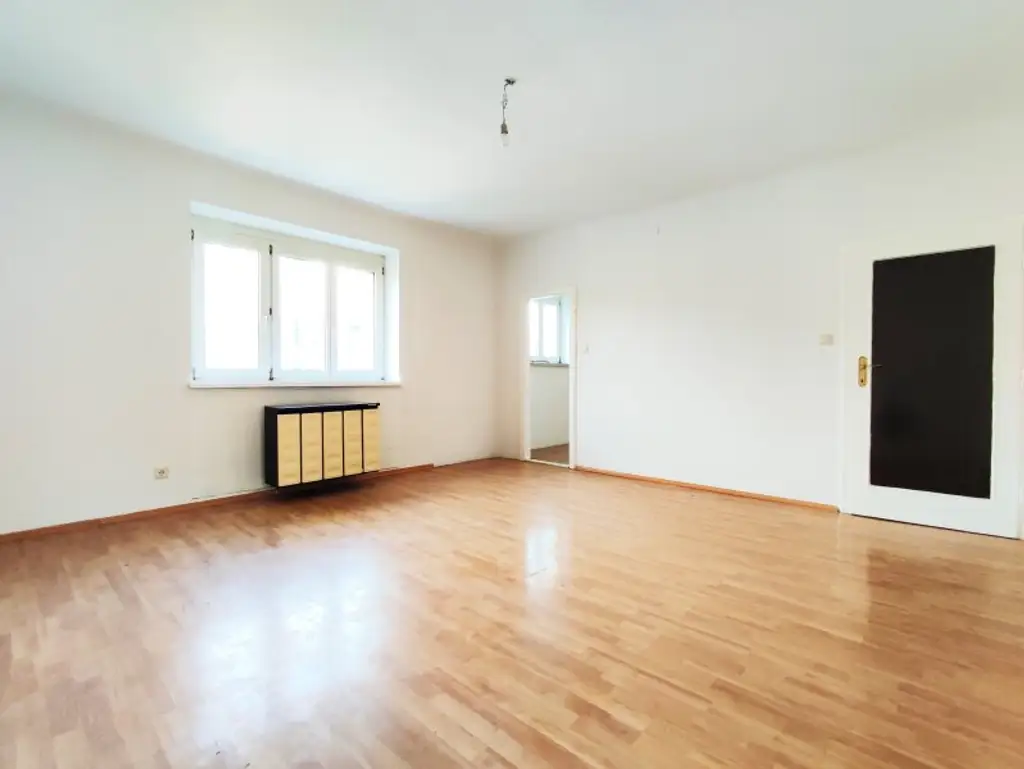 U3-NÄHE : 2-Raum Wohnung in ruhiger Lage!