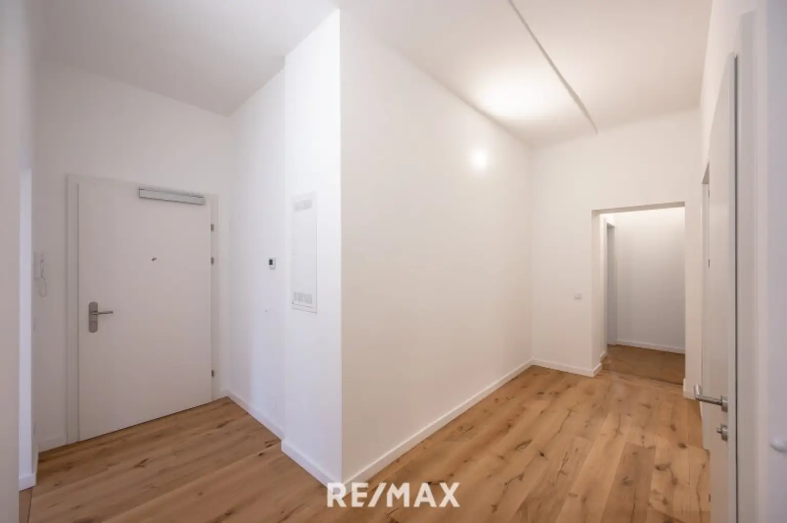 Vorraum zentral begehbar