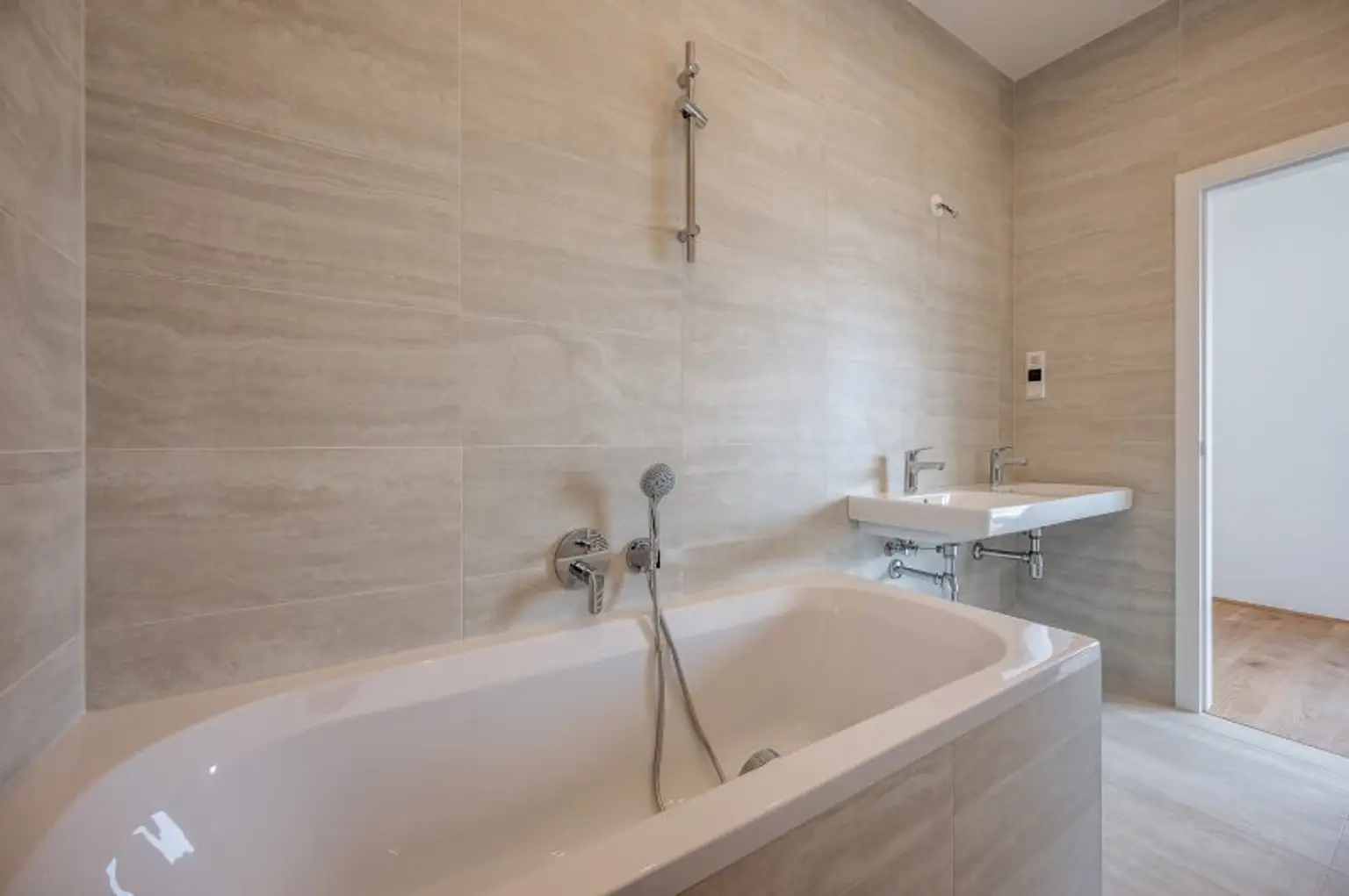 ++FonteFlats++ Hochwertiger 3-Zimmer Neubau-ERSTBEZUG mit toller Terrasse!