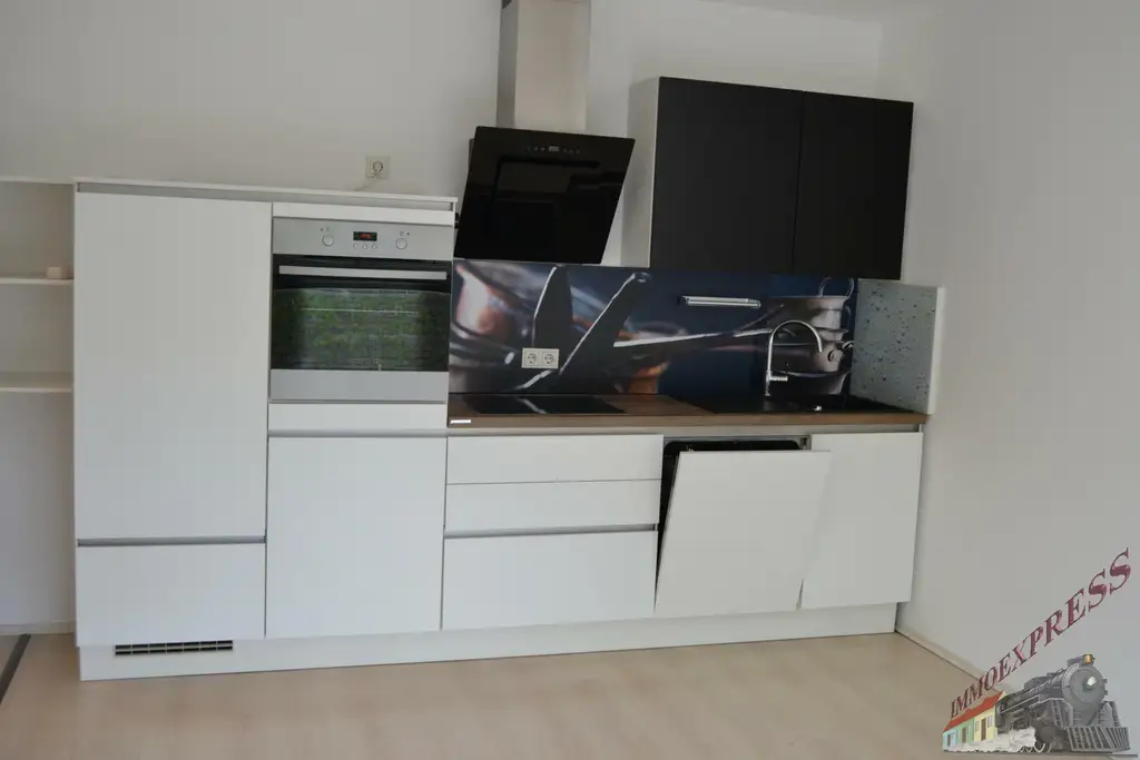 TOP 3 Zimmerwohnung mit 58m2 direkt beim Badebiotop in Fischamend