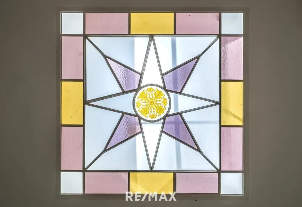 Rarität: Stadt-Villa mit weitläufigem Garten an exklusiver Hietzinger Adresse