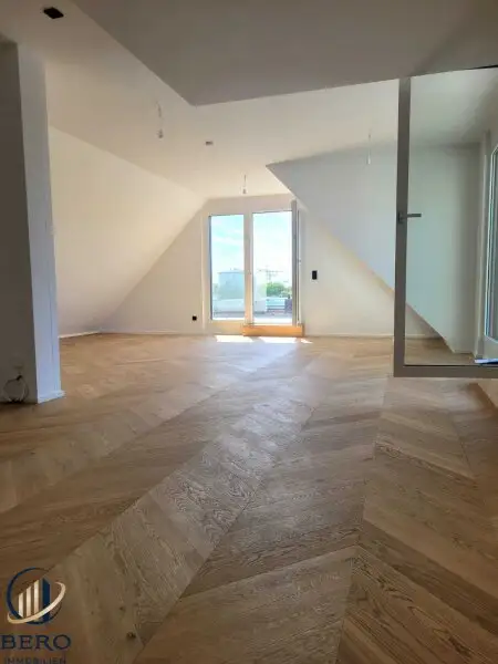 4 Zimmer-Penthouse mit 5 großen Terrassen in familienfreundlicher & naturnaher Umgebung