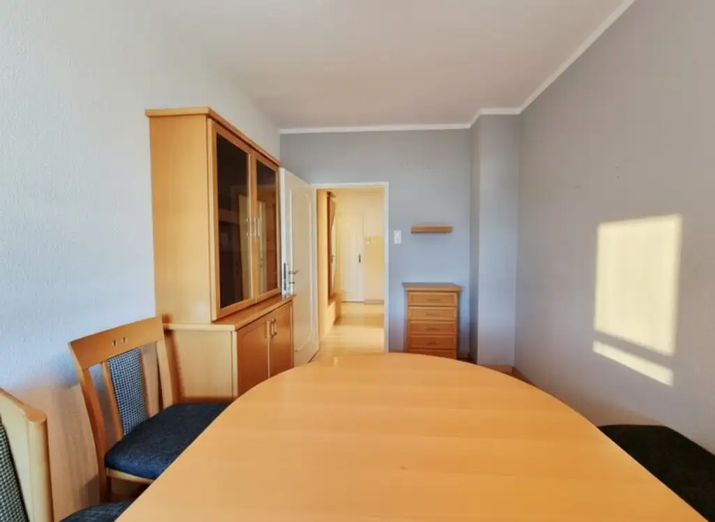 3-Zimmer-Wohnung mit Loggia & Stellplatz – ruhige Lage nahe Traisenpark & Viehofner Seen