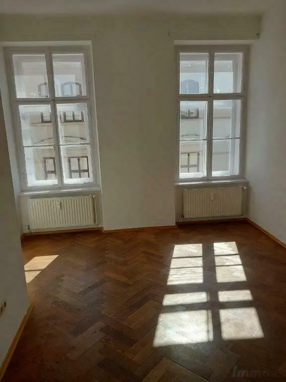 Provisionsfrei: perfekte 3er-WG mit extra Wohnzimmer und Ess-Küche in zentraler Lage zwischen UNI und TU - Alberstraße