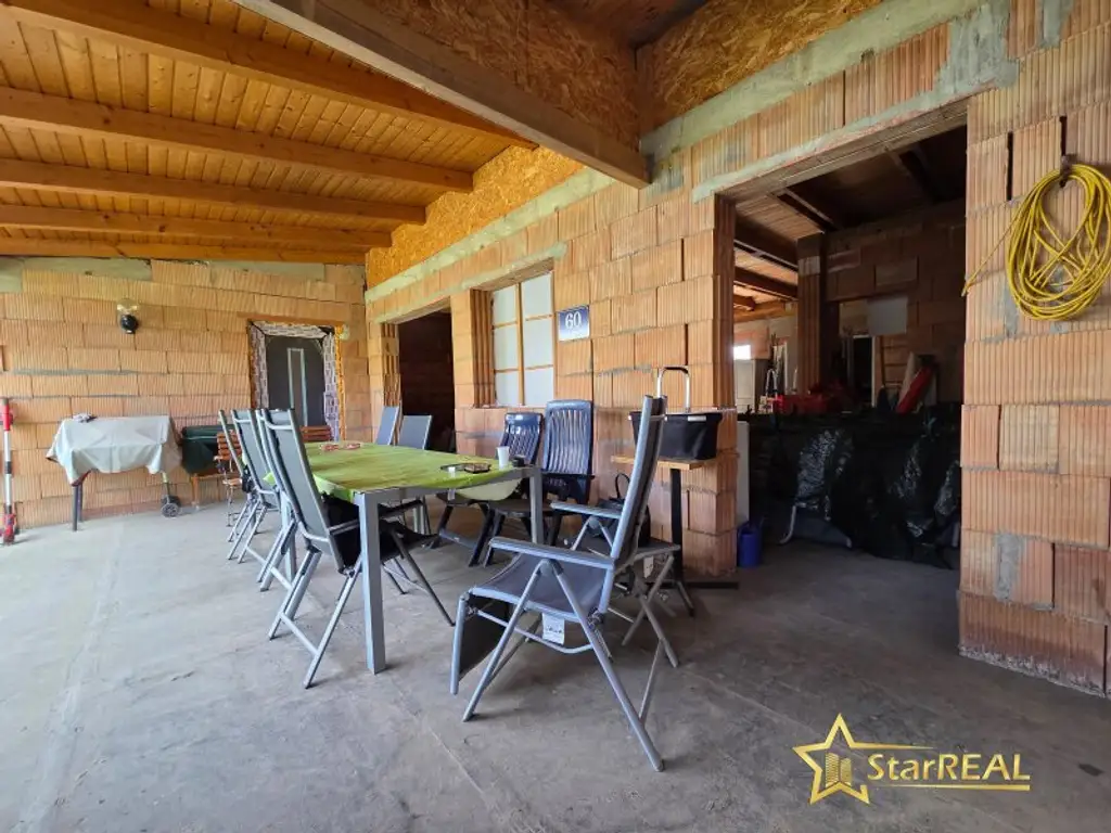 Ihr Traum vom Eigenheim – gestalten Sie selbst! Bungalow-Rohbau mit 485 m² Eigengrund, 2 Terrassen & Carport.