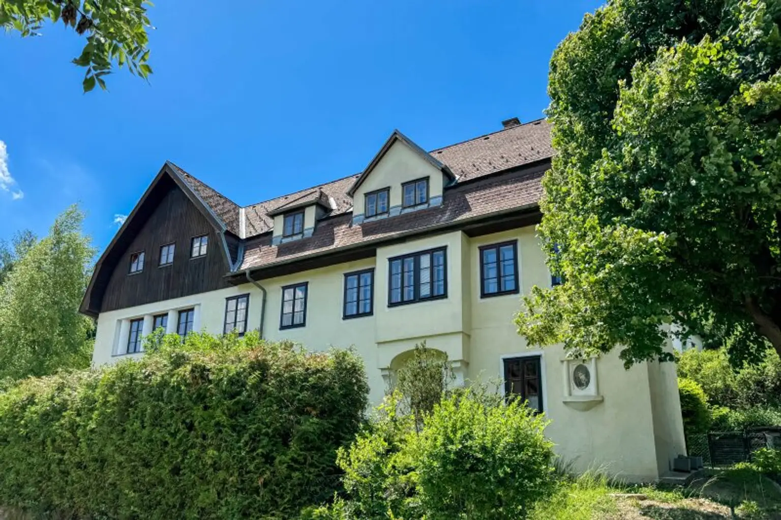 Hausansicht nordostseitig
