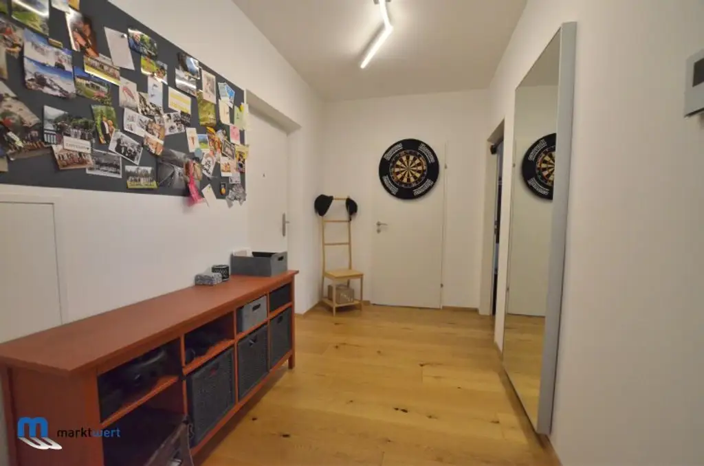 Traumhafte 4-Zimmer-Wohnung mit Loggia, Terrasse, Hobbyraum, TG-Stpl. in Linz-Urfahr!