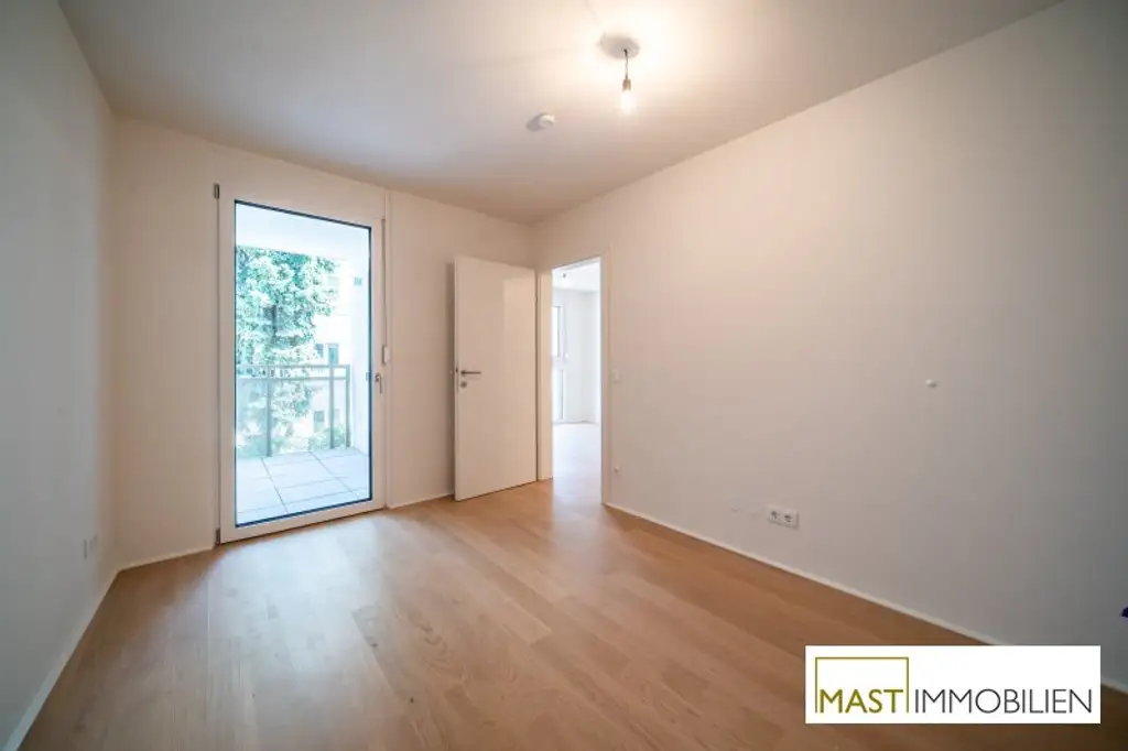*Beziehbar sofort* 2-Zimmer Wohnung beim Kagraner Platz