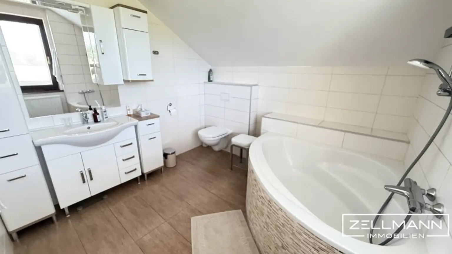 „Charmantes Einfamilienhaus mit Gartenidylle in Ruhelage von Perchtoldsdorf“ | ZELLMANN IMMOBILIEN