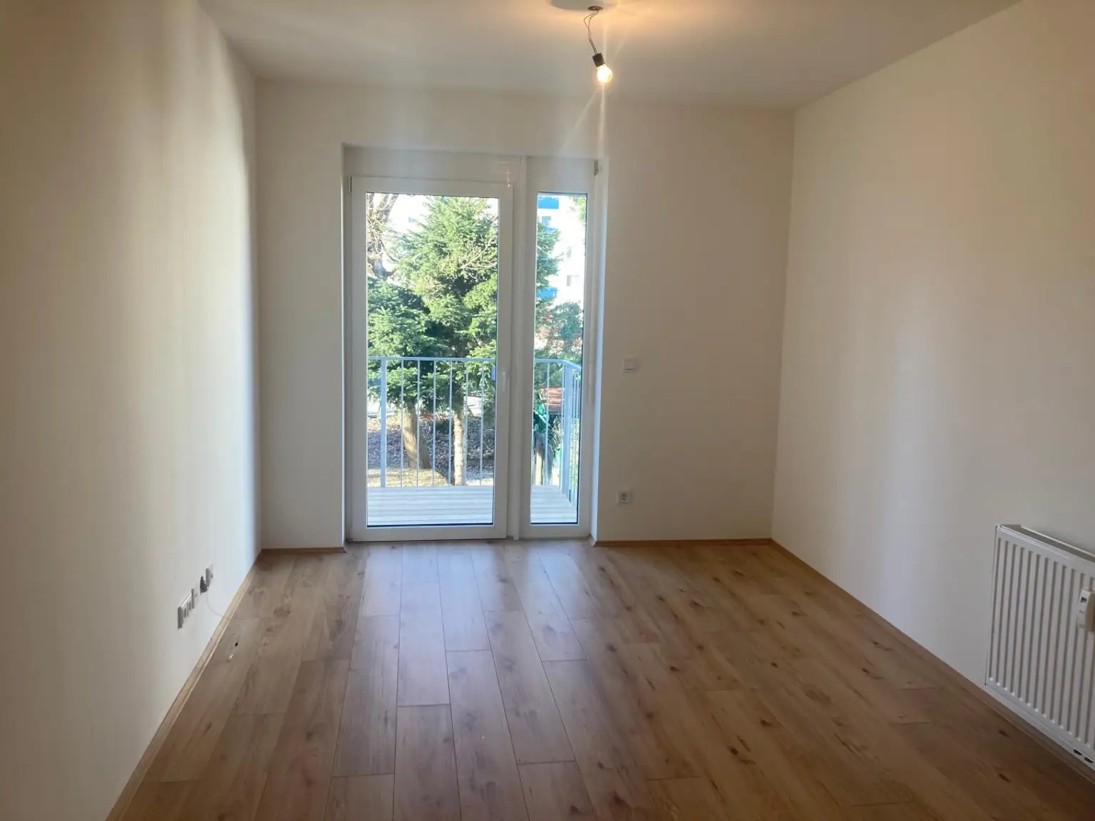 Neubau mit Balkon, Vinzenzgasse 19 TOP 7, [GF,VinG19]
