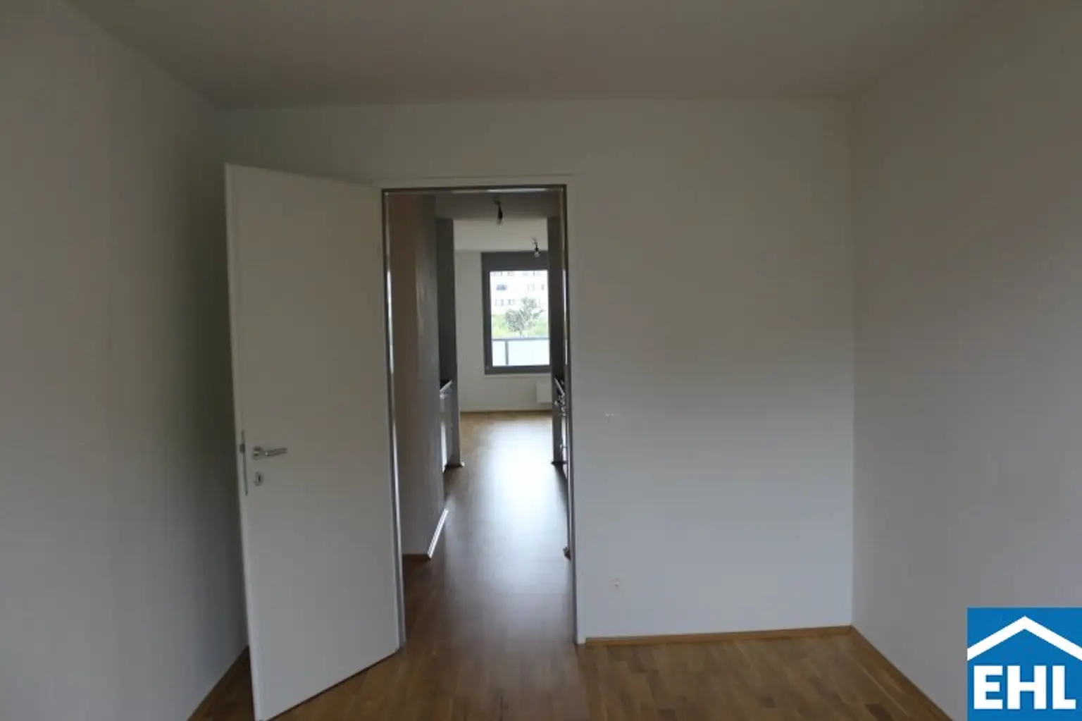 Familienfreundliche 4 Zimmer-Wohnung mit Balkon