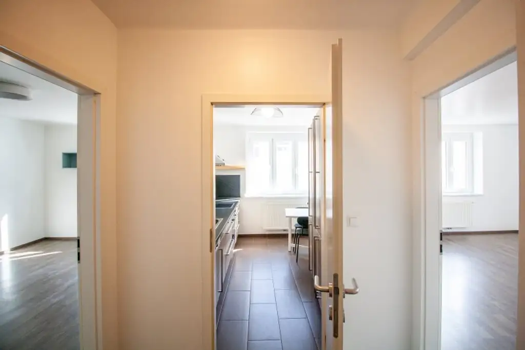 Helle 3,5-Zimmer-Wohnung nahe Hauptbahnhof – ideal für WG oder Familie