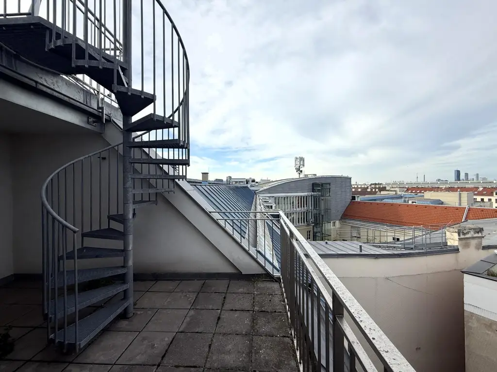 Terrassenmaisonette im Dritten, ein Juwel zum Einziehen // Terrace maisonette in the third (district), a gem to move into //