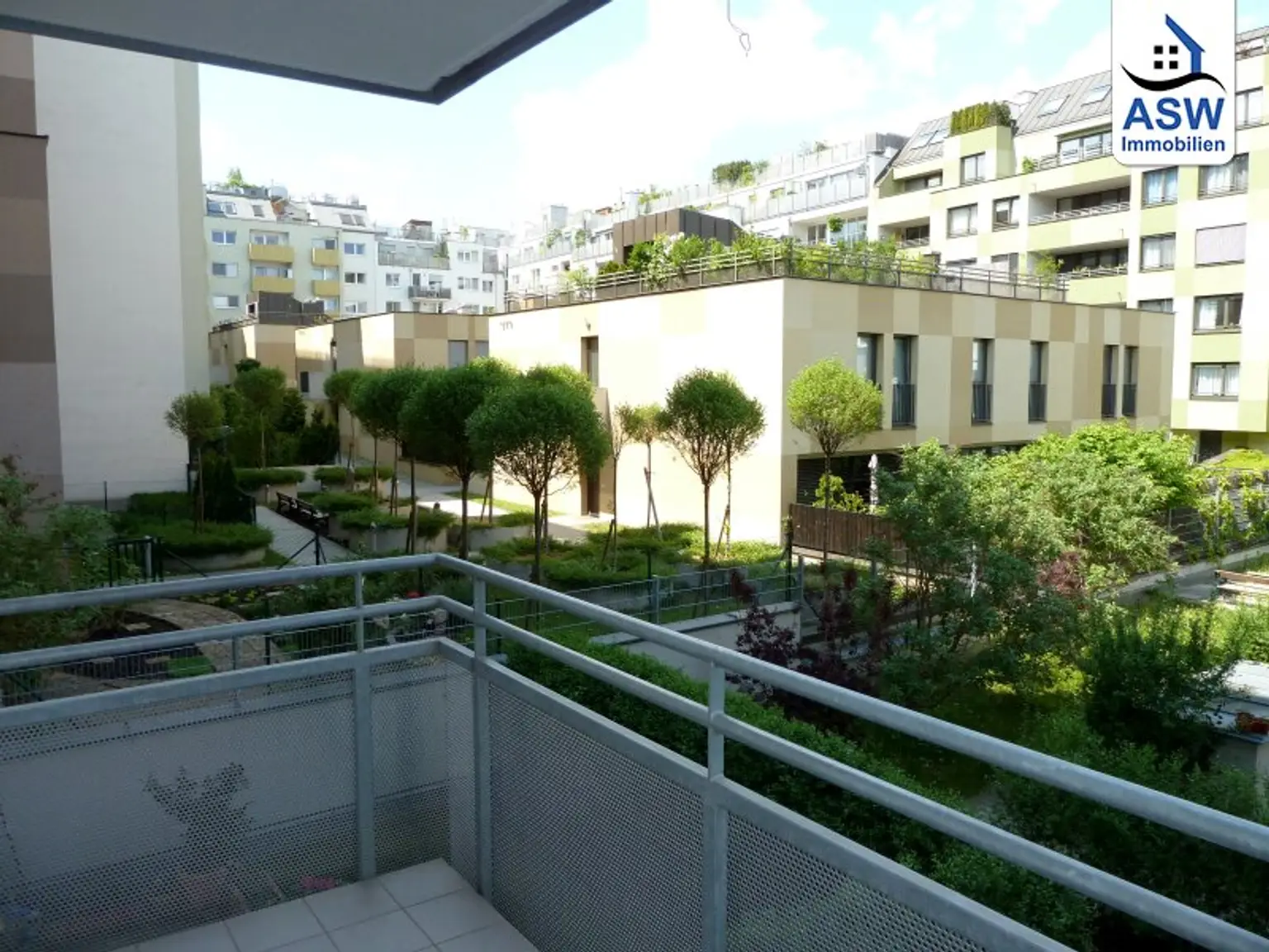 Wunderschöne 2-Zimmerwohnung mit Balkon in U-Bahn-Nähe