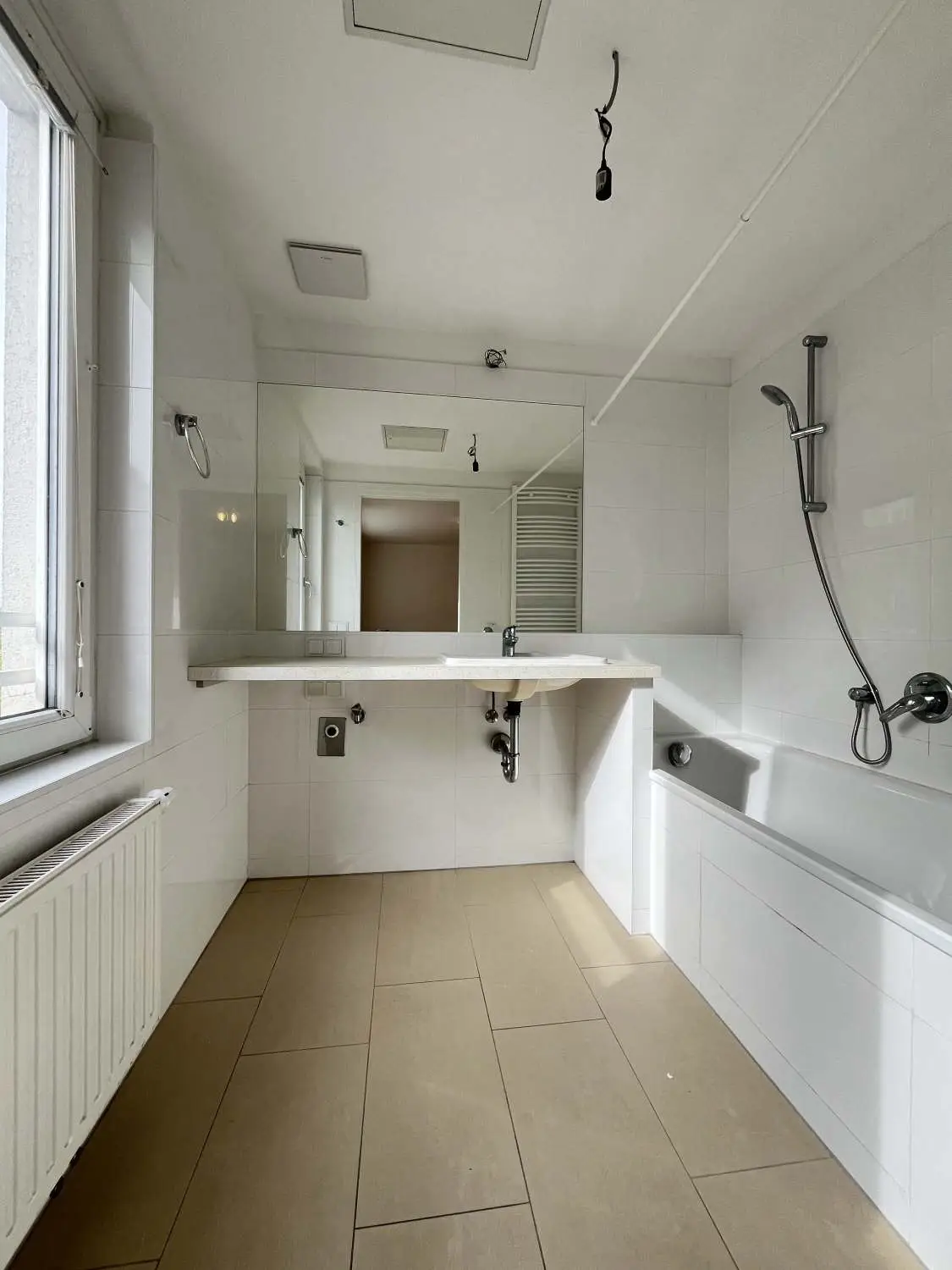 Moderne 2-Zimmer-Wohnung mit Balkon im 15. Bezirk!