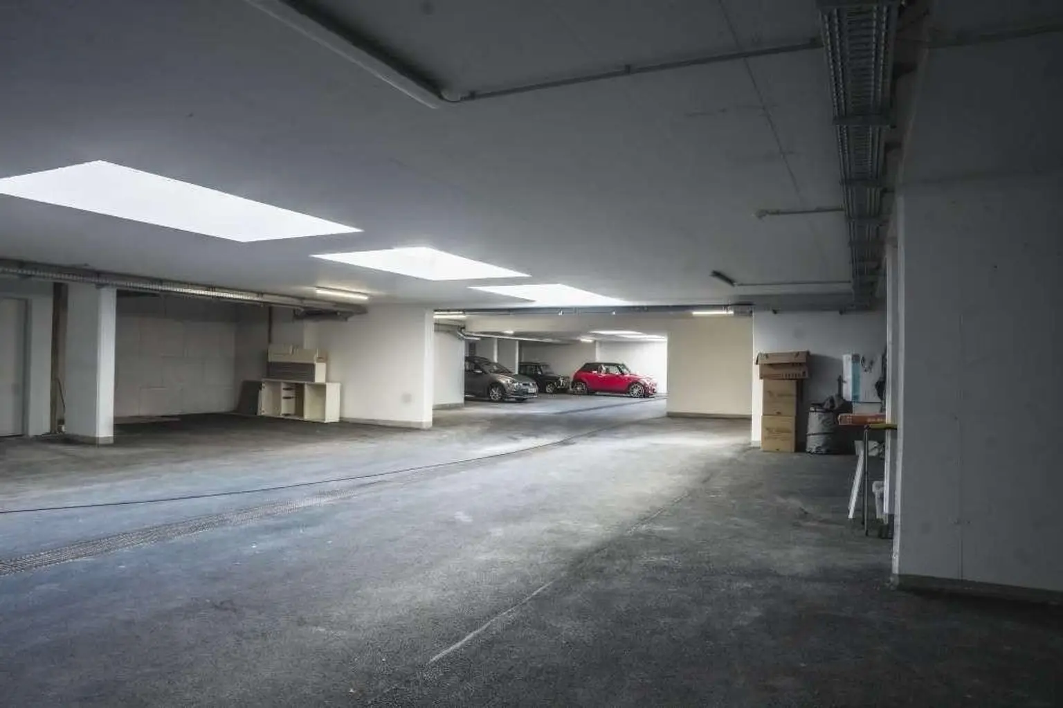 "Nur noch eine Einheit! Luxus-Doppelhaus mit Tiefgarage, Keller, Dachterrasse & Smart-Home - auf Eigengrund!"</"