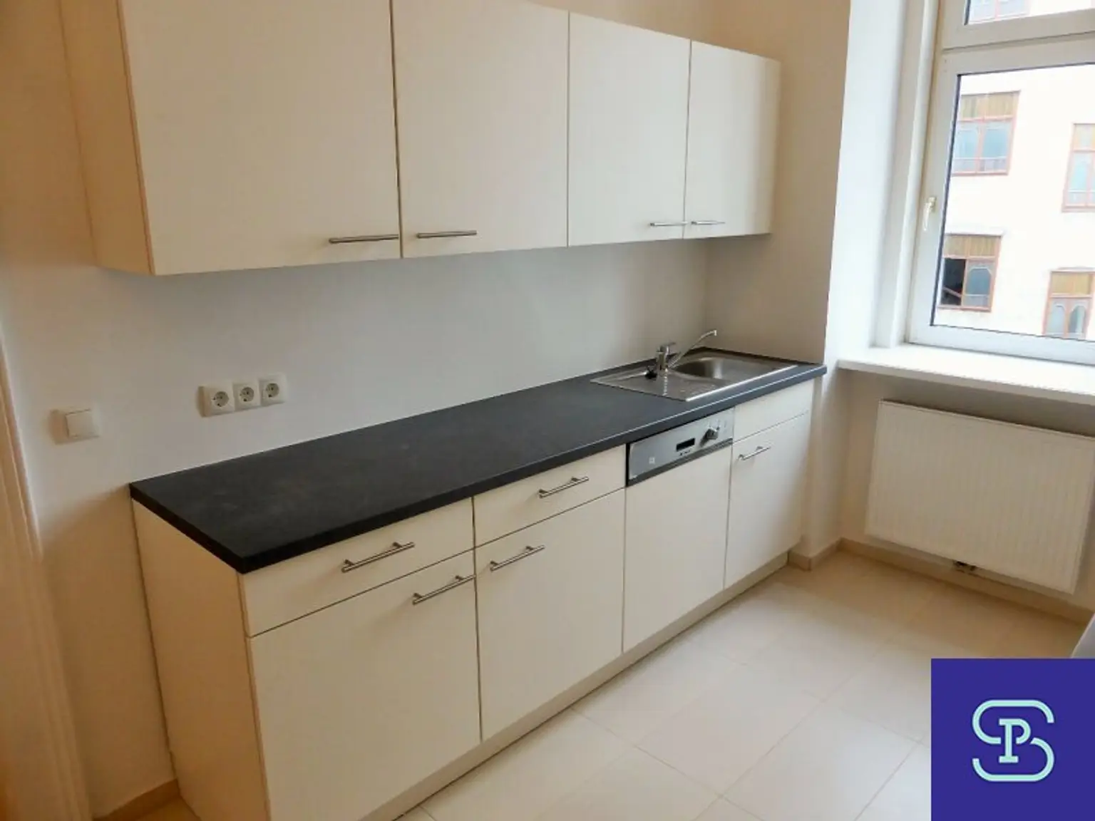 Provisionsfrei: Unbefristeter 79m² Stilaltbau mit Einbauküche - 1050 Wien