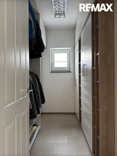 Seeluft - Einfamilienhaus auf Pachtgrund mit ca. 189 m² Wfl. am Neudörflersee zu kaufen!