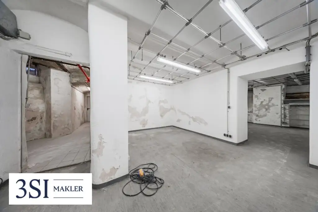 Großzügiges Lager in direkter U-Bahn-Nähe des 16. Bezirks