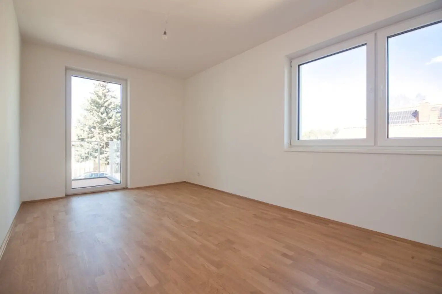 MODERNES EINFAMILIENHAUS | Ziegelmassivbauweise | viel Platz, lichtdurchflutet & optimale Raumaufteilung | inkl. Stellplatz