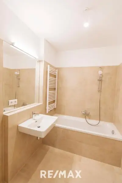 ERSTBEZUG! ÜBER DEN DÄCHERN WIENS PROVISIONSFREI!