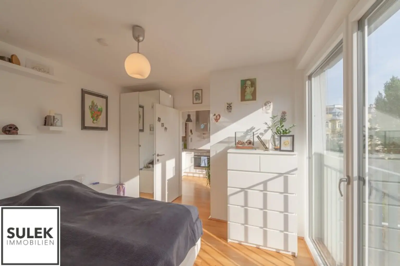 Neubau: gut geschnittene 2-Zimmer Wohnung vis á vis dem Währinger Schubertpark