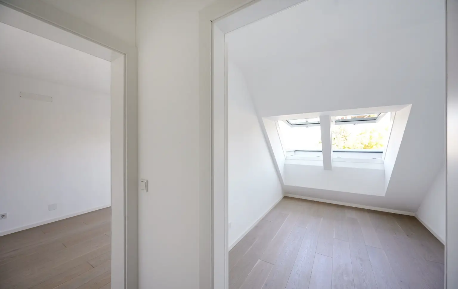 Grün. Sonnig. Zuhause! – 3-Zimmer-Traum mit Terrasse nahe der Donau!
 - ERSTBEZUG!