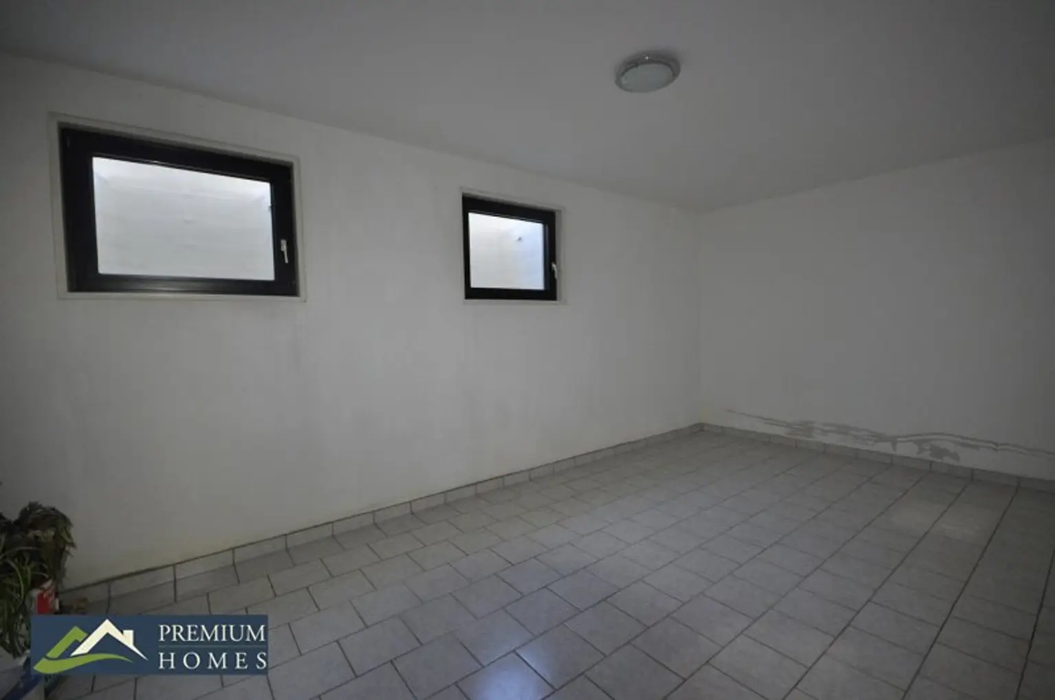 FÜGENBERG - Es erwartet Sie eine Doppelhaushälfte in Aussichtslage - 5 Zimmer, Garten & 2 Balkone!