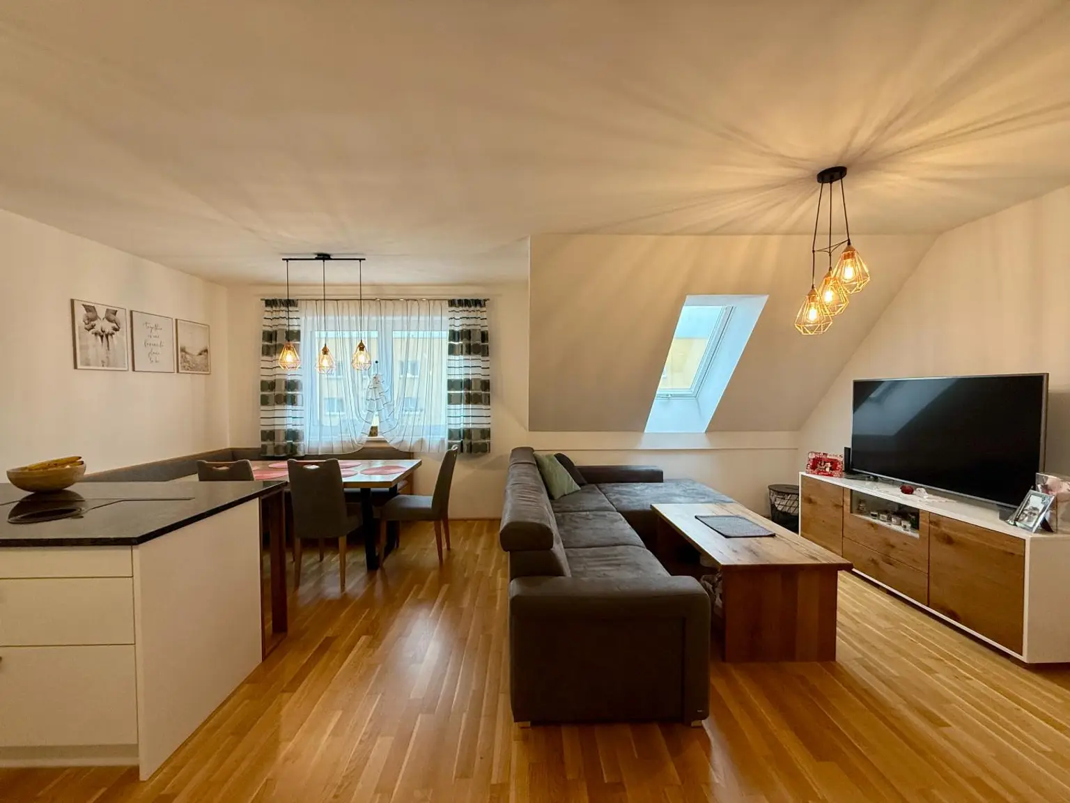 Neubau-Penthouse – Maisonette mit Tiefgaragenplatz